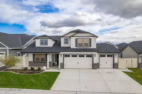 4026 N May Ella Loop, Post Falls, ID 83854
