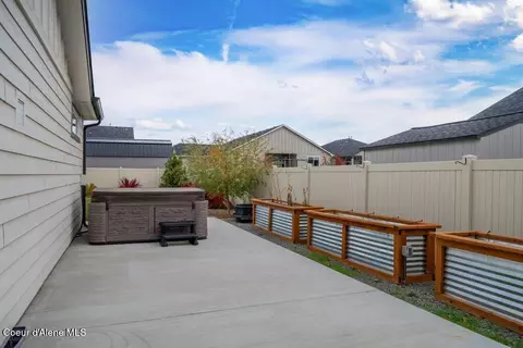 Exterior - 4026 N May Ella Loop, Post Falls, ID 83854 photo 9 of 14
