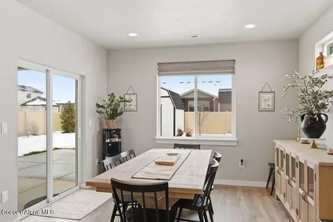 Dining - 4026 N May Ella Loop, Post Falls, ID 83854 photo 3 of 3