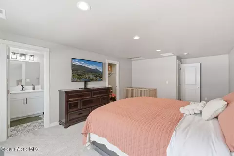 Bedroom - 4026 N May Ella Loop, Post Falls, ID 83854 photo 6 of 7