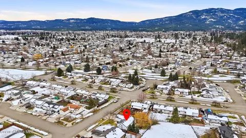 View/Area - 2103 N Mackenzie Dr, Post Falls, ID 83854 photo 5 of 8