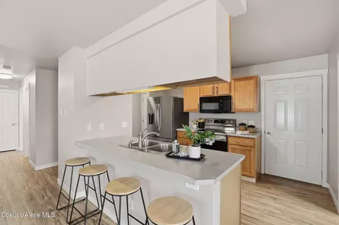 Kitchen - 2103 N Mackenzie Dr, Post Falls, ID 83854 photo 1 of 4