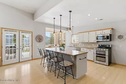 Kitchen - 4263 E Burchell Dr, Hayden, ID 83835 photo 2 of 5