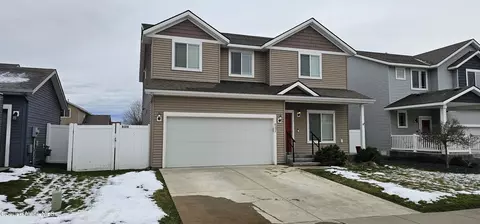 8392 N Scotsworth St, Post Falls, ID 83854