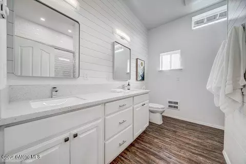 Bath - 200 Agte Rd, Plummer, ID 83851 photo 1 of 3