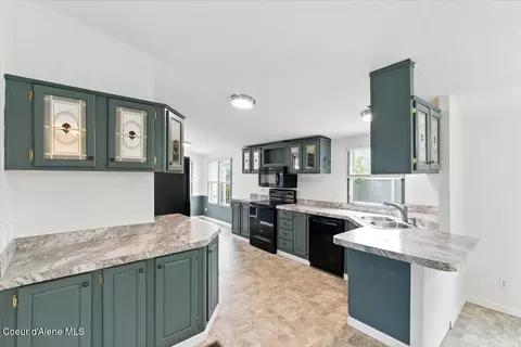 2189 W Yorkshire Ave, Coeur D'alene, ID 83815