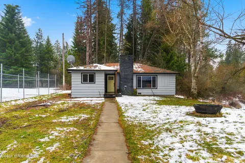 1356 Sagle Rd, Sagle, ID 83860