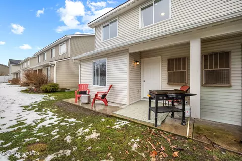 Exterior - 632 N Hydra Pl # B, Post Falls, ID 83854 photo 4 of 5