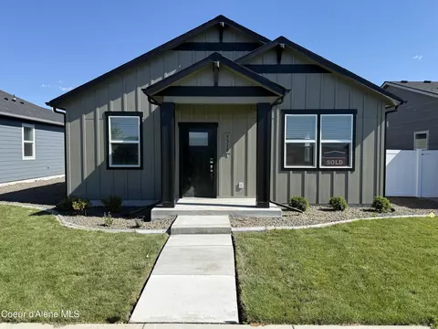 5318 E Antares Ln, Post Falls, ID 83854
