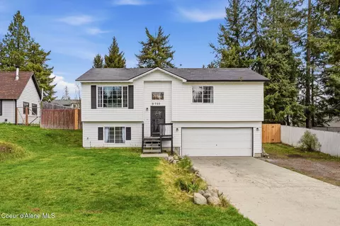 31720 N Barbara Ave, Spirit Lake, ID 83869
