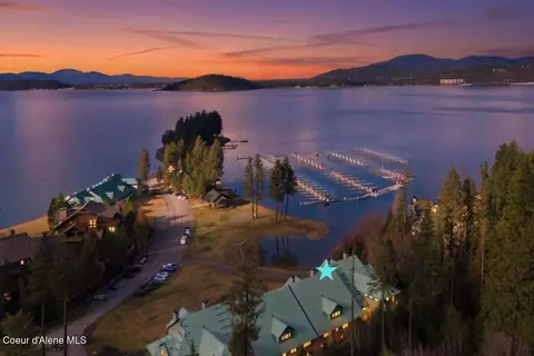 4724 S Arrow Point Dr #207, Harrison, ID 83833