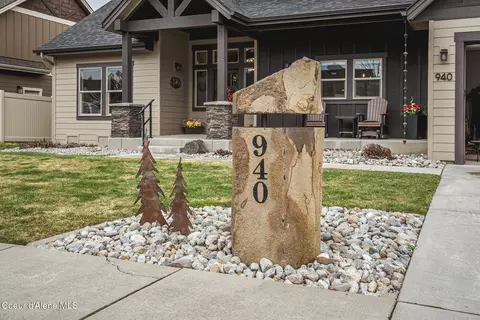 940 E Hurricane Dr, Hayden, ID 83835 photo 4