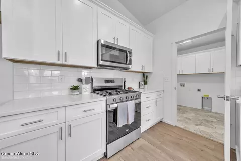 Kitchen - 4260 N Arrowleaf Loop, Post Falls, ID 83854 photo 5 of 5
