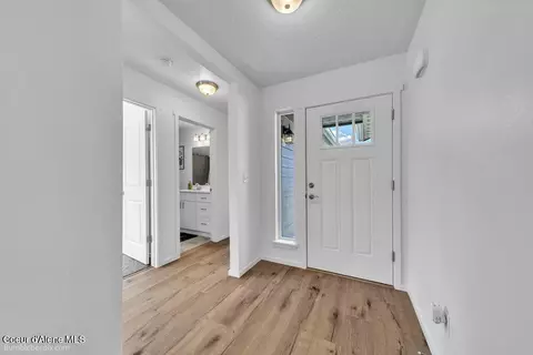 Entry Way - 4260 N Arrowleaf Loop, Post Falls, ID 83854 photo 2 of 2