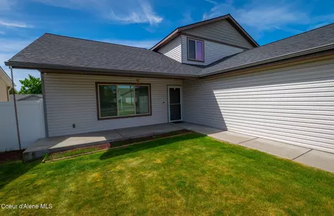 Exterior - 1324 E Yellowstone Ave, Post Falls, ID 83854 photo 1 of 8
