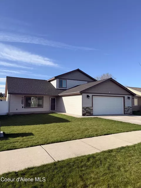 1324 E Yellowstone Ave, Post Falls, ID 83854