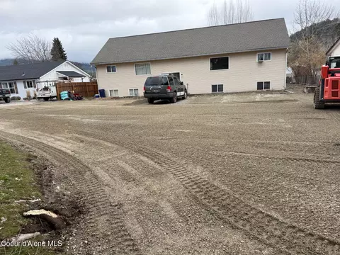 2428 N 8th St, Coeur D'alene, ID 83814