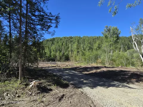 Nna Old Highway Two Loop, Moyie Springs, ID 83845