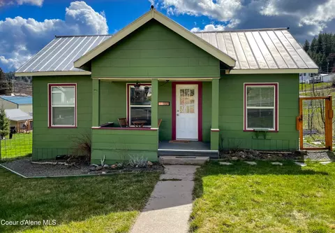 2037 Saint Maries Ave, Saint Maries, ID 83861