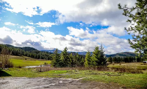 Nka May Court, Cataldo, ID 83810