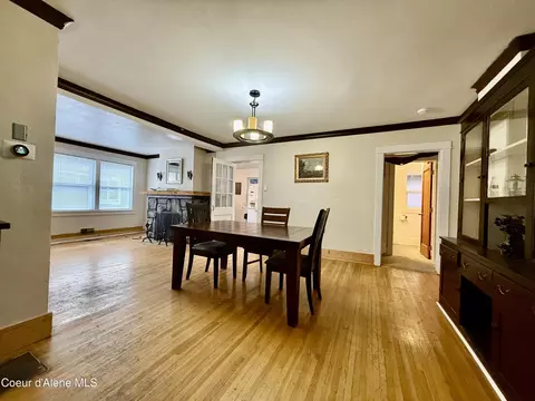 Dining - 910 Main St, Wardner, ID 83837 photo 2 of 3