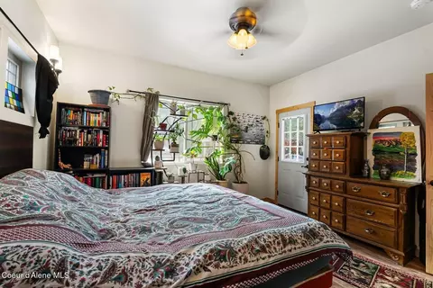 Bedroom - 870 842 Samuels Rd, Sandpoint, ID 83864 photo 2 of 4
