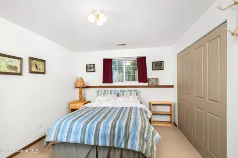Bedroom - 5565 Selle Rd, Sandpoint, ID 83864 photo 1 of 6