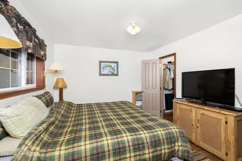 Bedroom - 5565 Selle Rd, Sandpoint, ID 83864 photo 4 of 6