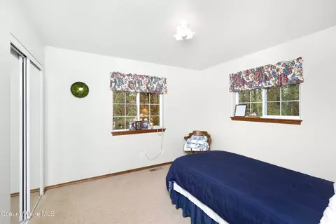 Bedroom - 5565 Selle Rd, Sandpoint, ID 83864 photo 6 of 6