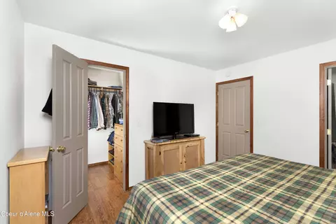 Bedroom - 5565 Selle Rd, Sandpoint, ID 83864 photo 5 of 6