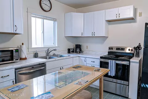 Kitchen - 5 W Mill Ave, Kellogg, ID 83837 photo 1 of 5