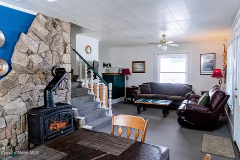 Living - 5 W Mill Ave, Kellogg, ID 83837 photo 1 of 3