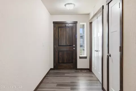 Entry Way - 276 W Blanton Ave, Post Falls, ID 83854 photo 1 of 3