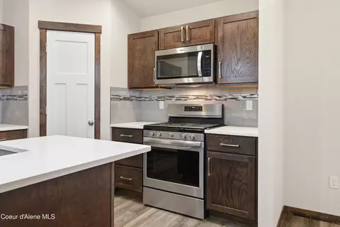 Kitchen - 276 W Blanton Ave, Post Falls, ID 83854 photo 4 of 4