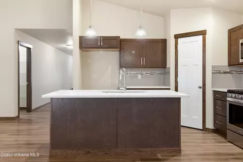 Kitchen - 276 W Blanton Ave, Post Falls, ID 83854 photo 2 of 4