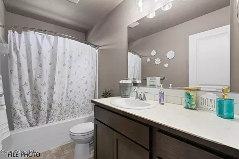 1542 E Allenby Ave, Post Falls, ID 83854 photo 5