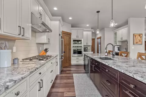 Kitchen - 12835 N Sunflower Loop, Hayden, ID 83835 photo 4 of 5