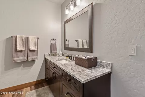 Bath - 12835 N Sunflower Loop, Hayden, ID 83835 photo 4 of 5