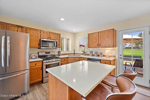 Kitchen - 2815 N Slice Dr, Post Falls, ID 83854 photo 2 of 4