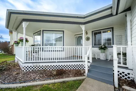 Exterior - 2815 N Slice Dr, Post Falls, ID 83854 photo 2 of 9