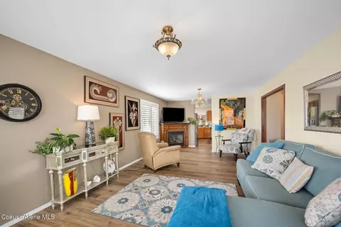 Living - 2815 N Slice Dr, Post Falls, ID 83854 photo 3 of 3