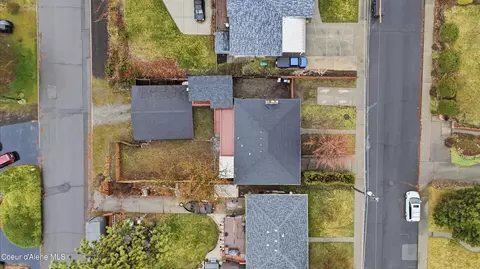 View/Area - 3703 E 18th Ave, Spokane, WA 99223 photo 4 of 12