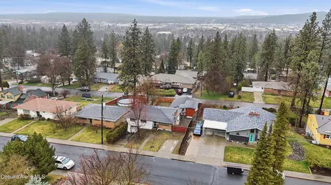 View/Area - 3703 E 18th Ave, Spokane, WA 99223 photo 2 of 12