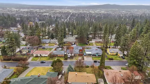 View/Area - 3703 E 18th Ave, Spokane, WA 99223 photo 6 of 12