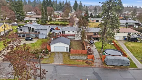 View/Area - 3703 E 18th Ave, Spokane, WA 99223 photo 1 of 12