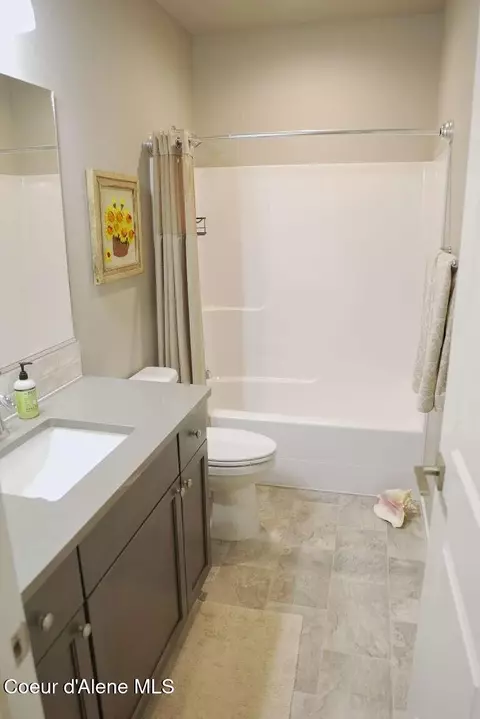 Bath - 16152 N Hadley Loop, Rathdrum, ID 83858 photo 1 of 2