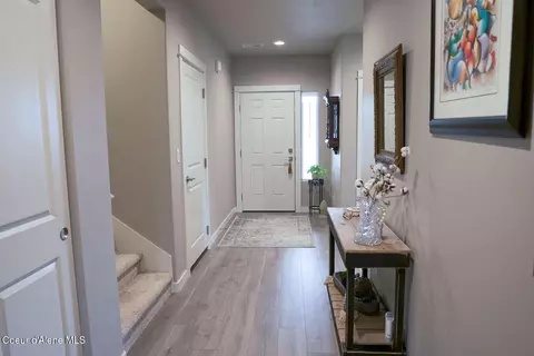 Entry Way - 16152 N Hadley Loop, Rathdrum, ID 83858 photo 1 of 2