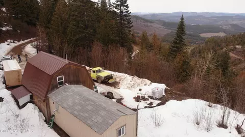 193 Wildflower Rd, Saint Maries, ID 83861