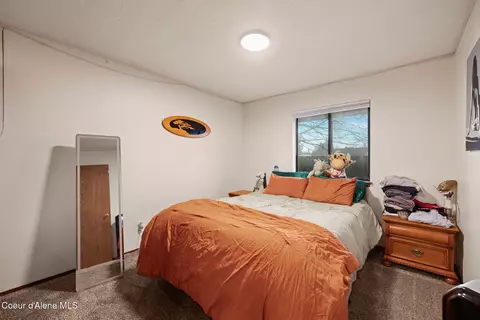 Bedroom - 126 E Willow Tree Ln, Hayden, ID 83835 photo 1 of 1