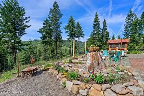Exterior - 21807 E Doyle Rd, Cataldo, ID 83810 photo 13 of 26